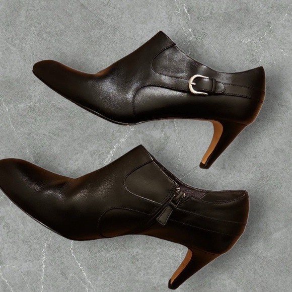 Cole Haan Nike Air Black Leather High Heel Ankle Booties Size 9.5B Booties - Picture 4 of 6